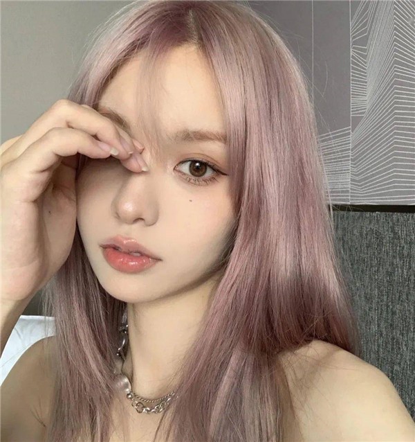 棕色系发色温柔又显气质，哪些发色显美又显白 发色 棕色系 第1张