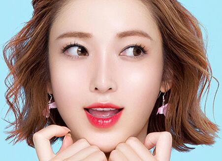 西柚色口红适合什么肤色，2020流行唇色盘点 口红 西柚色口红 西柚色口红适合什么肤色图片 美妆 第1张