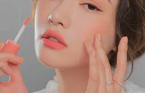 新手怎么涂腮红才自然好看 腮红 新手涂腮红 美妆 第3张 新手怎么涂腮红才自然好看 腮红 新手涂腮红 美妆 第3张