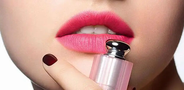 变色唇膏哪个牌子好用,长期涂变色唇膏危害 唇膏 变色唇膏排行榜 变色唇膏哪个牌子好用 美妆 第9张 变色唇膏哪个牌子好用,长期涂变色唇膏危害 唇膏 变色唇膏排行榜 变色唇膏哪个牌子好用 美妆 第9张