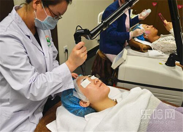 镭射净肤过程图 护肤 第3张