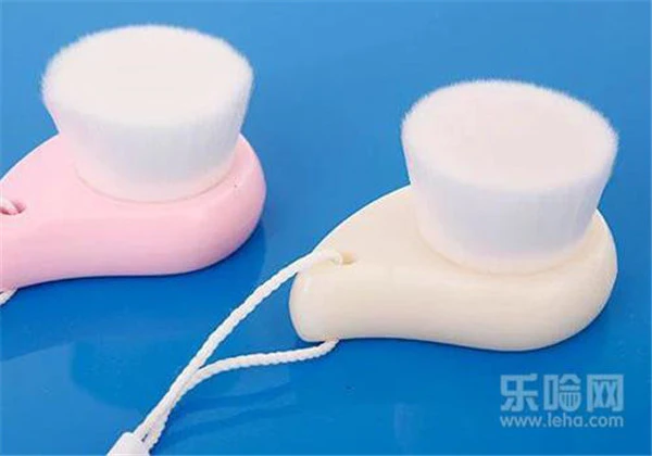 洁面刷可以每天用吗 护肤 第4张 洁面刷可以每天用吗 护肤 第4张