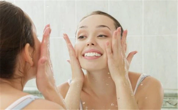 光子祛斑和激光祛斑的区别在哪里，光子嫩肤好还是激光祛斑好 祛斑 激光祛斑 第2张