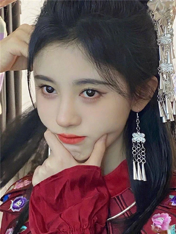 填补修饰发际线空缺小技巧，如何制造视觉高颅顶 发际线 高颅顶 第16张