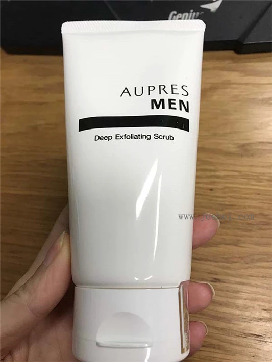 欧珀莱俊士磨砂洁面膏怎么样，欧珀莱俊士磨砂洁面膏好用吗 欧珀莱 洁面膏 第2张