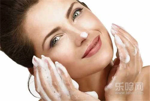 开口粉刺和闭口怎么区分 护肤 第6张 开口粉刺和闭口怎么区分 护肤 第6张