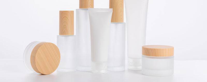 化妆水能卸妆吗，化妆水能涂眼周吗 护肤 第1张