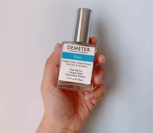 「斩男香」给人一种迷惑，「处女香」闻起来才少女 “斩男香” 处女香” 第5张