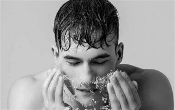 正常男士护肤顺序是怎么样的 护肤 男士护肤 美妆 第1张