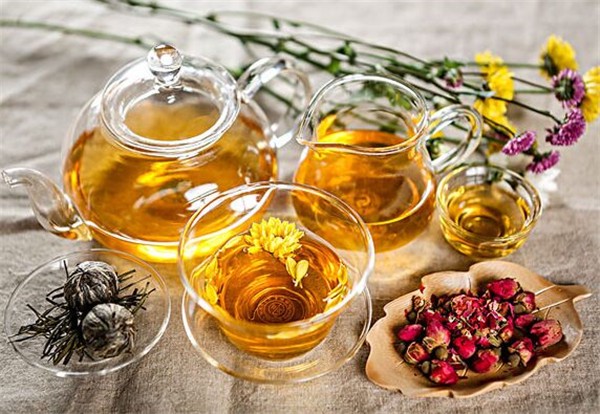 玫瑰花茶的功效和禁忌，身为女性你了解多少 玫瑰花茶 功效 第1张