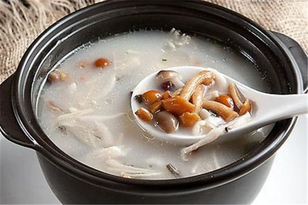 哪些食物适合女性美容养颜,菌菇类食品营养价值高 菌菇 美容 第3张 哪些食物适合女性美容养颜,菌菇类食品营养价值高 菌菇 美容 第3张