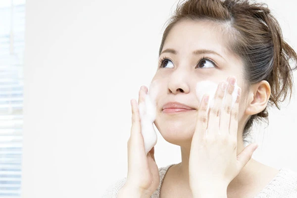 冬天怎么保养皮肤，冬天皮肤护理注意事项 皮肤 第3张