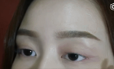 酒红色与大地色眼妆打造秋冬时尚温暖感 酒红色 大地色 第17张