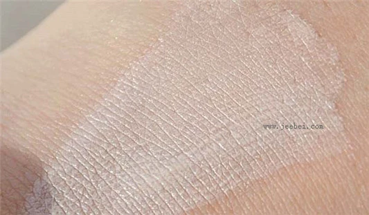 梦妆光采裸透气垫BB霜怎样，梦妆光采裸透气垫BB霜使用测评 梦妆 气垫 BB霜 第5张