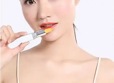 涂变色唇膏要卸妆吗，经常涂有色唇膏害处 唇膏 变色唇膏 涂变色唇膏要卸妆吗 美妆 第2张