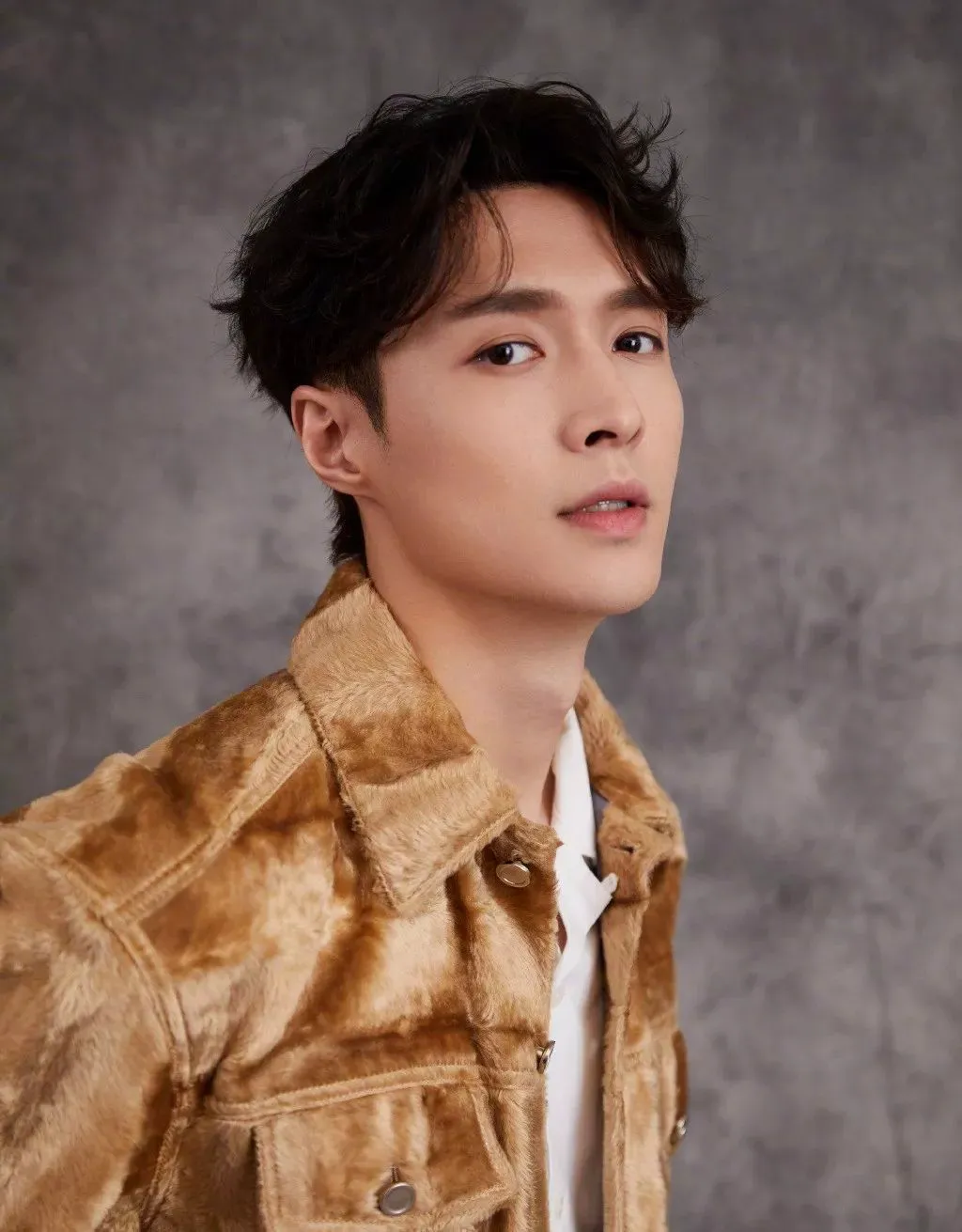 新品周报，肖战、王一博为何这么优秀 新品周报 明星代言 肖战代言了哪些品牌 美容 第12张