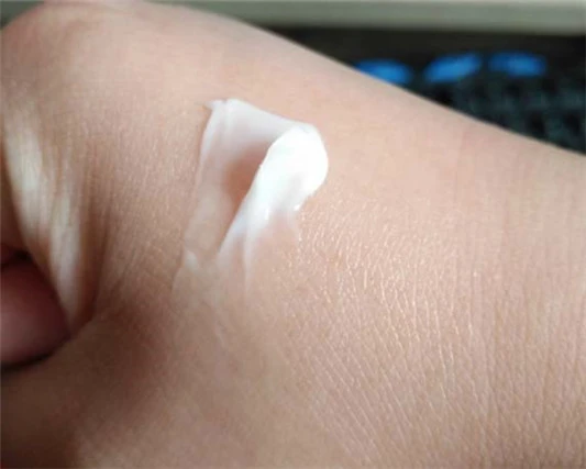 欧珀莱抗皱紧实眼霜怎样，欧珀莱抗皱紧实眼霜怎么用 眼霜 欧珀莱 第4张