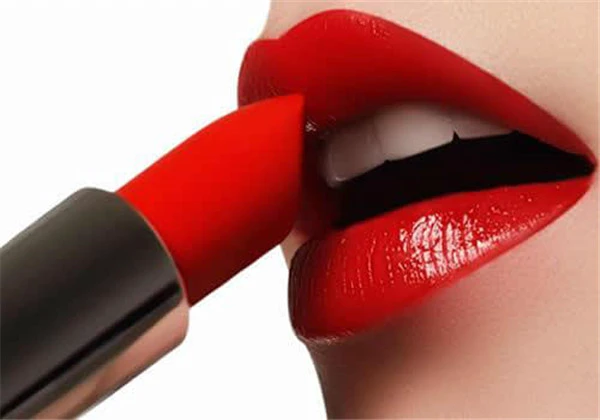 天天涂口红对身体有什么危害吗,涂口红最大的4点危害早知道早预防 护肤 第5张 天天涂口红对身体有什么危害吗,涂口红最大的4点危害早知道早预防 护肤 第5张