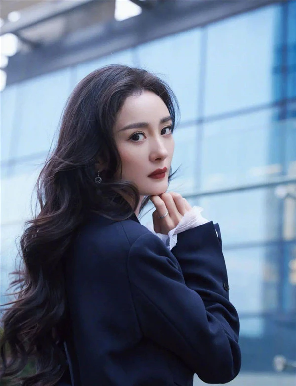 涂抹眼霜的正确方式方法,护眼的食物有哪些 护眼食物 眼霜 第3张 涂抹眼霜的正确方式方法,护眼的食物有哪些 护眼食物 眼霜 第3张