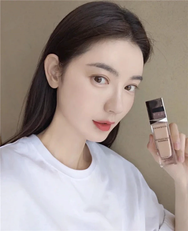 气垫和粉底液的区别，粉底液和气垫究竟哪个好 气垫 第6张