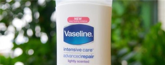 润肤露和沐浴露不能相互替代 尚之潮 时尚生活 时尚 时尚网 生活网 生活 娱乐八卦 明星 第1张 润肤露和沐浴露不能相互替代 尚之潮 时尚生活 时尚 时尚网 生活网 生活 娱乐八卦 明星 第1张