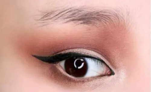 今年万圣节怎么化妆才能要到糖，Halloween化妆技巧教程 万圣节 万圣节妆容 万圣节妆容怎么画 美妆 第6张