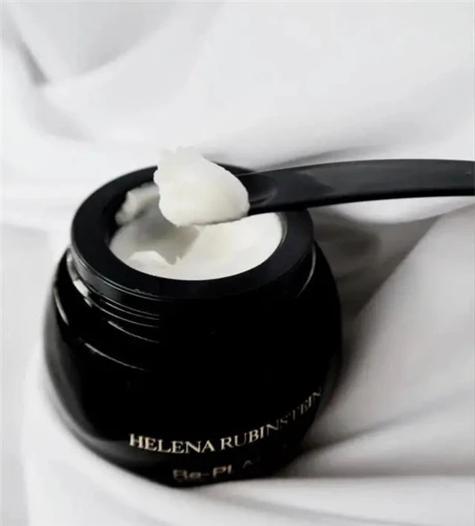 赫莲娜抗老明星有哪些，HR高光瓶才真抗衰，黑绷带比白绷带好 郝莲娜 第4张