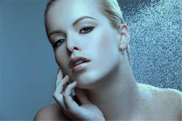 自制爽肤水配方大全 护肤 第1张