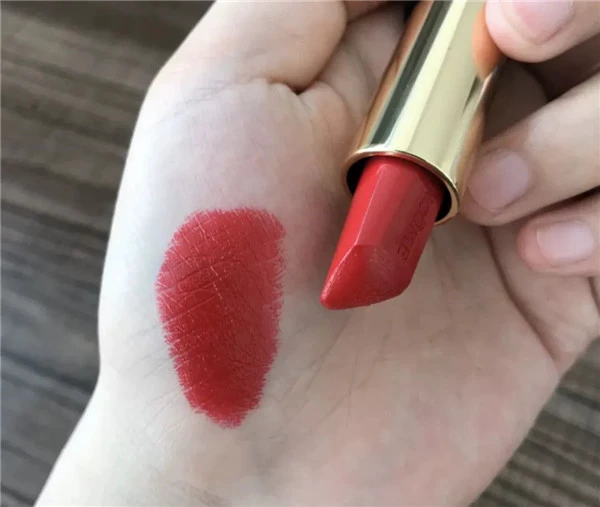 2020「女人必买10款口红」合集，有一半都不适合黄皮 口红 第8张