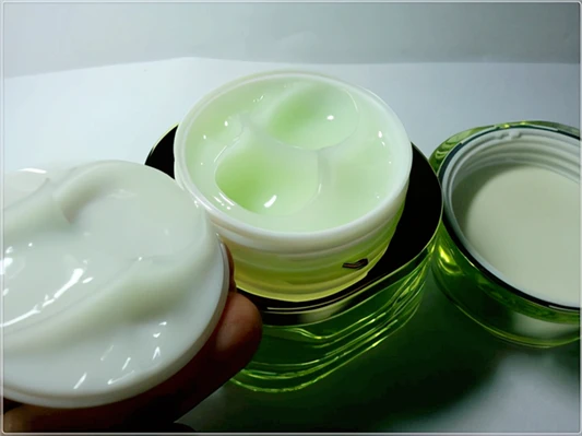 相宜本草、百雀羚、玉泽的4款超市面霜，抗皱+保湿，关键是平价 面霜 第6张