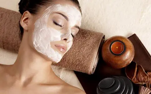 蜂蜜有哪些美容效果，蜂蜜怎么吃能美容 蜂蜜 美容 第2张