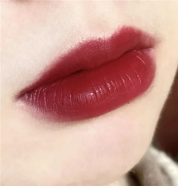 适合秋冬的口红颜色，气质温柔又斩男 口红 第3张