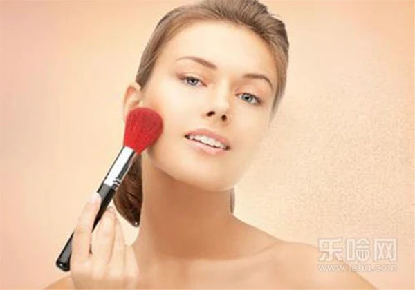 夏天出汗用什么化妆品 护肤 第5张