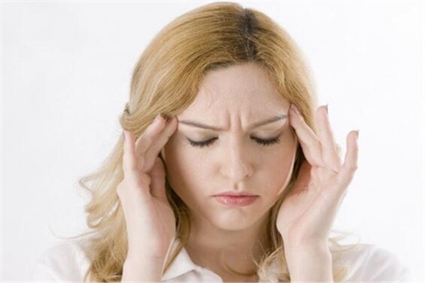 消除川字纹可常按摩，注意紫外线做好防晒工作 消除 川字纹 第1张