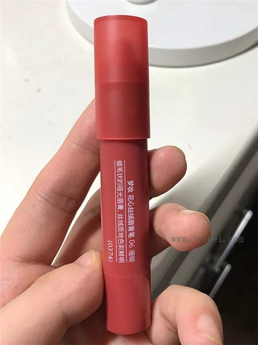 梦妆花心丝绒唇膏笔试色 梦妆 唇膏 第2张