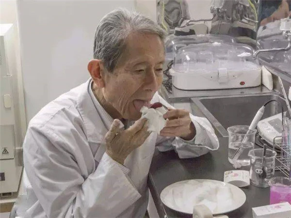 EI日本深海伊谷草保湿面膜增强肌肤抵抗力 面膜 保湿 第7张 EI日本深海伊谷草保湿面膜增强肌肤抵抗力 面膜 保湿 第7张