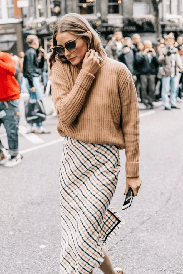 奶茶色散发迷人魅力，成冬季衣柜必备单品 奶茶色 单品 第15张