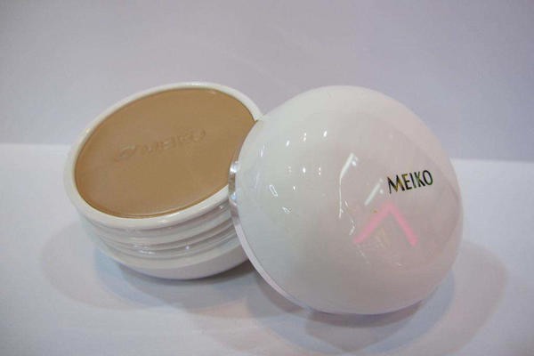 明艳遮瑕膏能天天用对皮肤的伤害,明艳遮瑕膏要怎么用 明艳 遮瑕膏 第1张 明艳遮瑕膏能天天用对皮肤的伤害,明艳遮瑕膏要怎么用 明艳 遮瑕膏 第1张