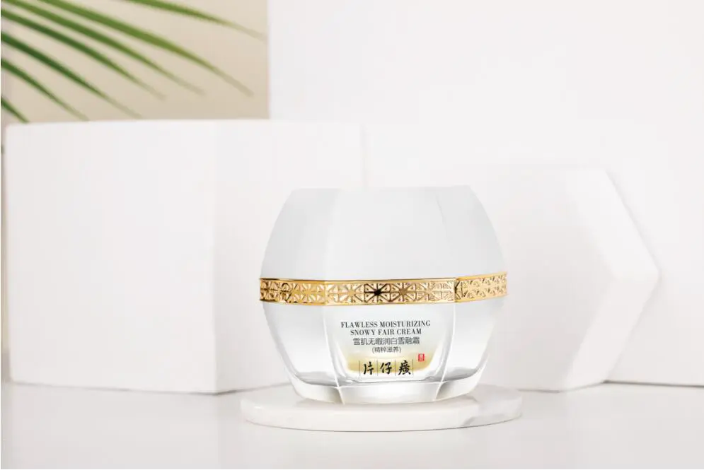 2019指路「白润美」，片仔癀牌雪肌无暇润白雪融霜，展现东方美学新风尚 片仔癀 雪融霜 美妆 第3张