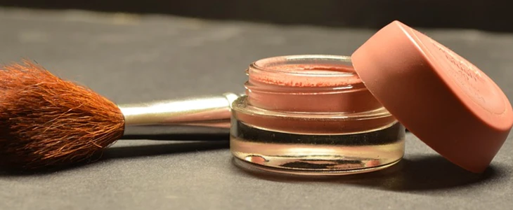 卸妆水卸妆乳卸妆油的区别 卸妆水 卸妆乳 卸妆油 美妆 第2张