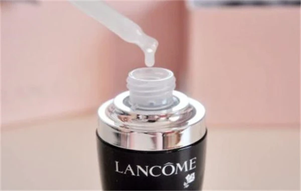 兰蔻美容液和肌底液的使用顺序 兰蔻 兰蔻小黑瓶 护肤品 第4张