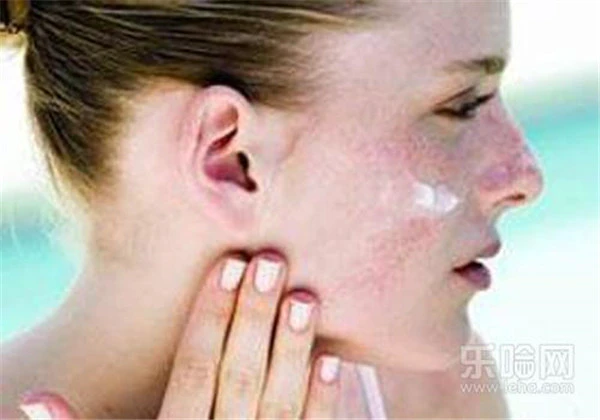 秋冬季皮肤问题 护肤 第2张