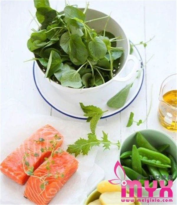 哪种食物含胶原蛋白多，女人应该多吃含胶原蛋白食物 胶原蛋白 第5张