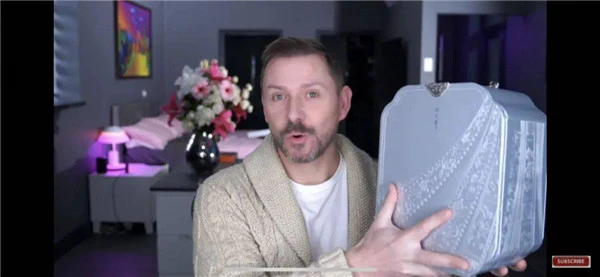 完美日记眼妆系列赚到好口碑，动物眼影盘迷人十足 完美日记 眼妆 第8张