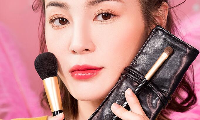 粉底刷哪个牌子好用，细毛好上粉粉底刷推荐 粉底刷 粉底刷排行榜 粉底刷哪个牌子好用 美妆 第1张