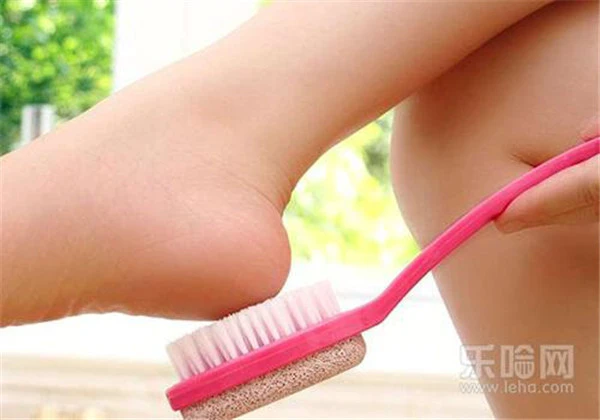 去角质的正确步骤，前中后侧重点大不同 护肤 第6张