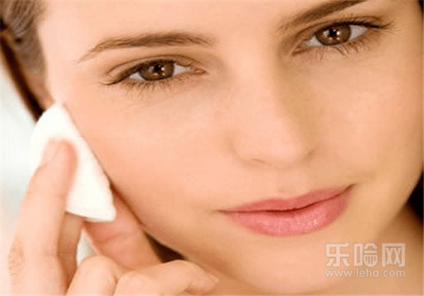 干性肌肤用什么卸妆好 护肤 第1张