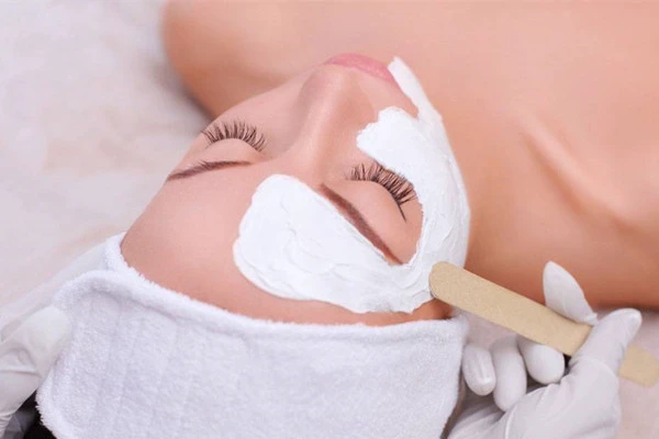 一天里面膜最佳的使用时间是什么时候 面膜 第2张