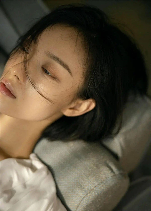 武则天复古妆搭配一袭红装令人惊艳至极 复古妆 红装 第5张 武则天复古妆搭配一袭红装令人惊艳至极 复古妆 红装 第5张