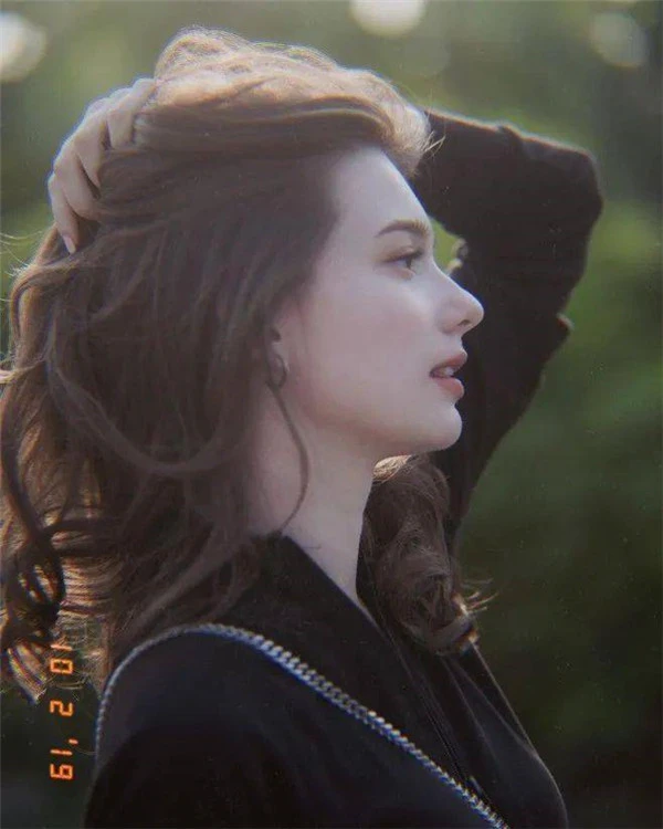 什么发质适合大波浪卷发,细软发质梳什么发型好 卷发 细软发质 第5张 什么发质适合大波浪卷发,细软发质梳什么发型好 卷发 细软发质 第5张